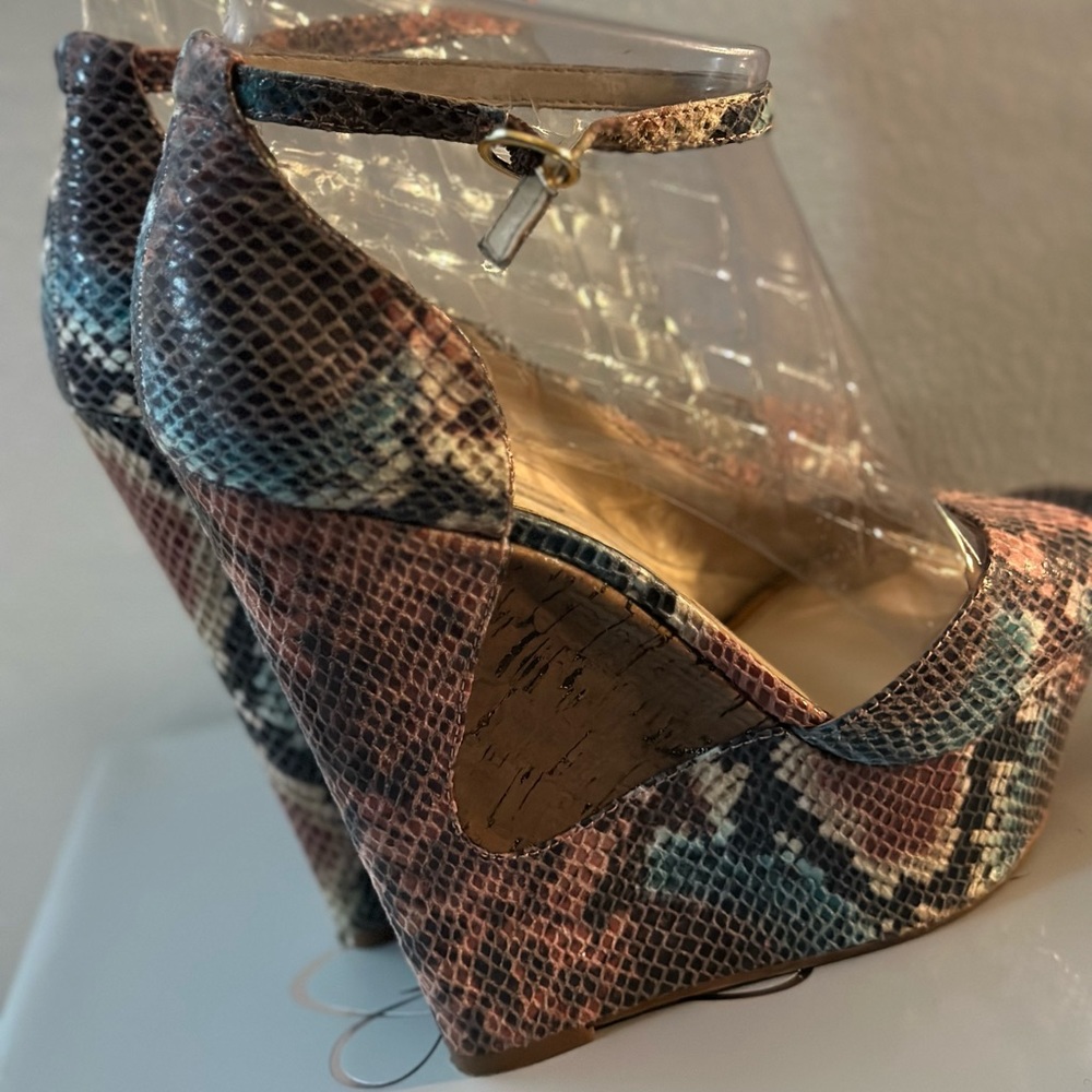 ๐HP๐ Jessica Simpson โMaggeyโ Wedge Sandals - Picture 2 of 5